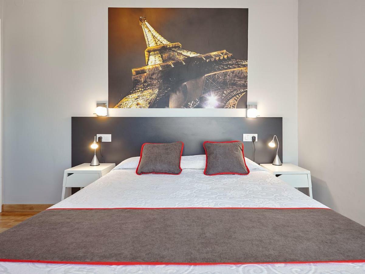Hostal Mas Ferrer Cornellá de Terri Exterior foto